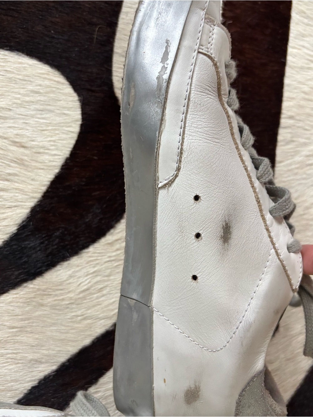 Golden Goose White Sneakers with Silver Star - Picture 8 of 12